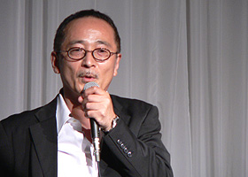 上田さんも会場の盛り上がりに相当ご機嫌な様子